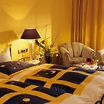 Rueters Parkhotel Ξενοδοχείο 4*
