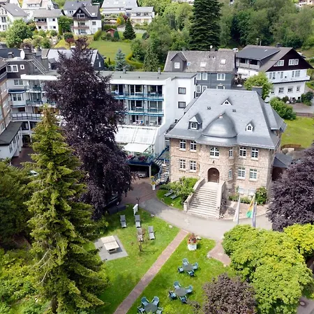 Rueters Parkhotel Hotell 4*