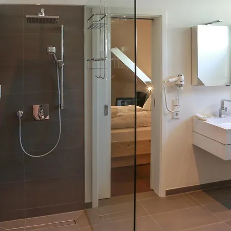 Vis á Vis Parkhotel Hotel 4*