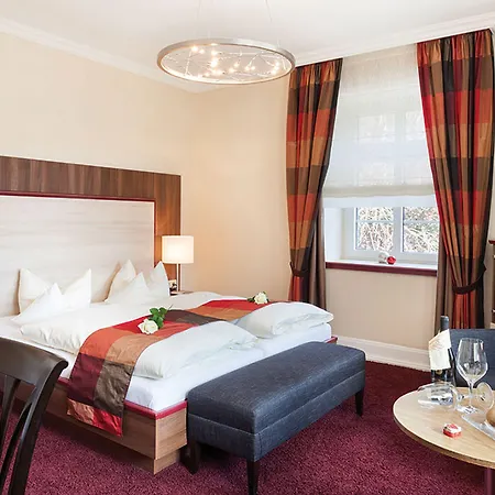 Hotel Vis A Vis Parkhotel