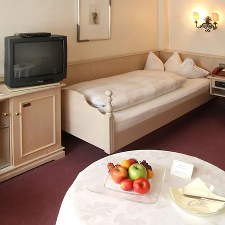 Hotell Rueters Parkhotel 4*