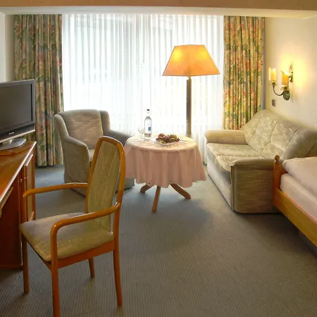 Hotel Vis A Vis Parkhotel